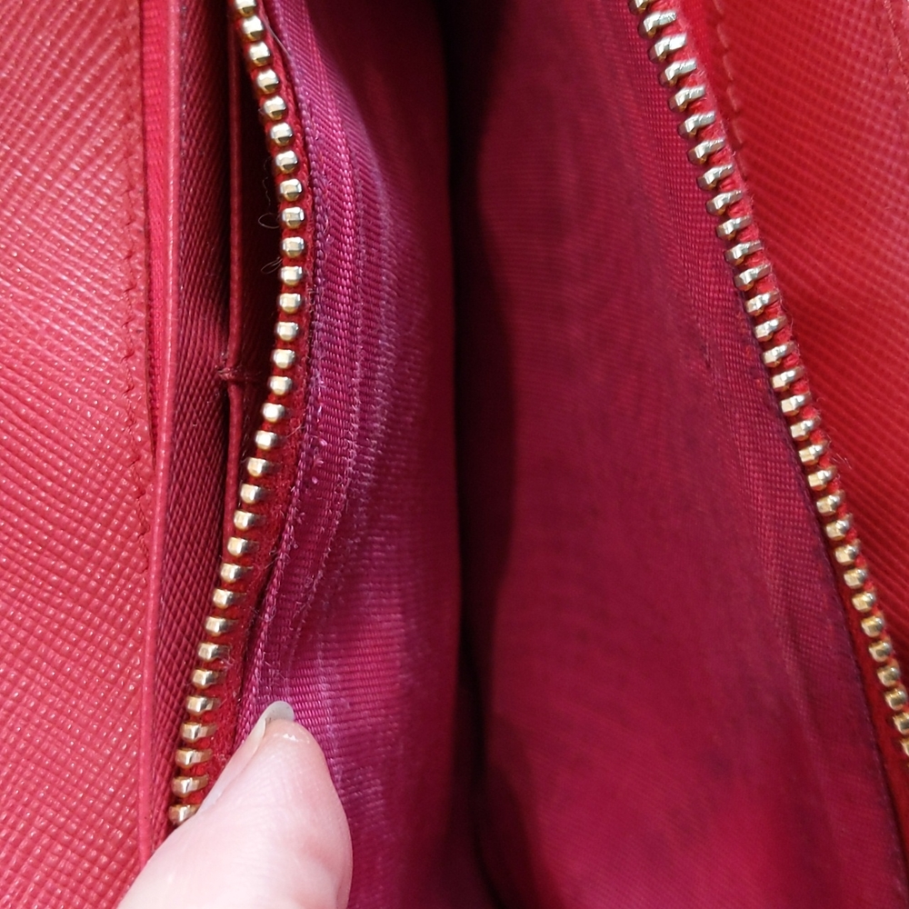 Prada wallet - Picture 4 of 16